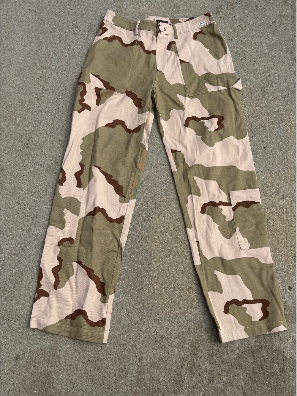 White Fox Women's Camouflage Cargo Pants Size Small 100% Cotton